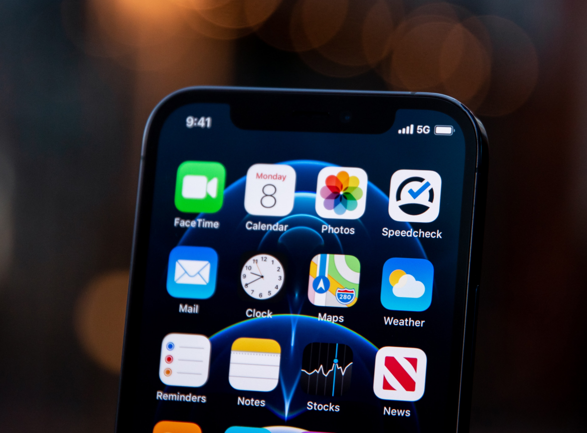 绿春苹果手机维修分享为什么 iPhone 12 在冬季会自动关机 