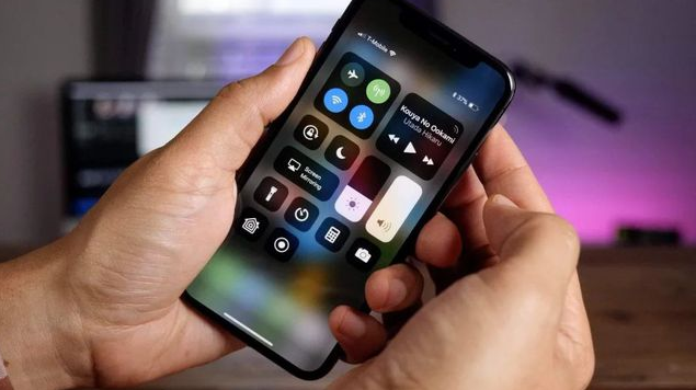 绿春苹果手机维修分享iPhone 12信号差怎么办 